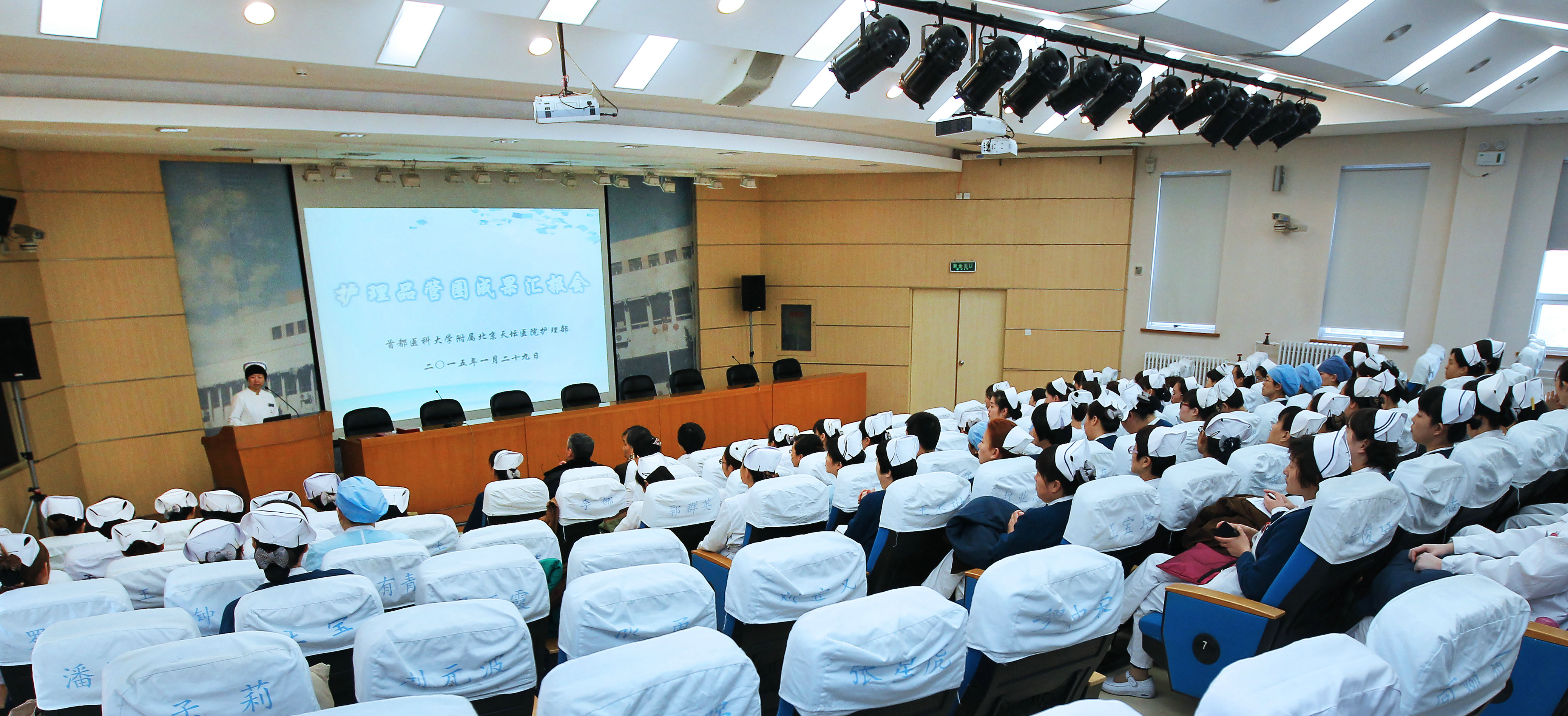 DU8E6704.jpg DU8E6704.jpg