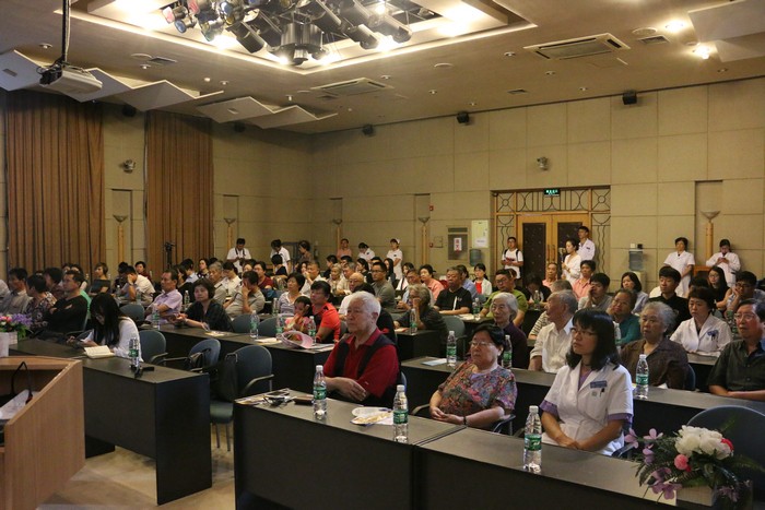 14、人满为患_1.JPG 14、人满为患_1.JPG