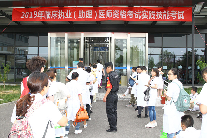 DU8E1726_副本.jpg DU8E1726_副本.jpg