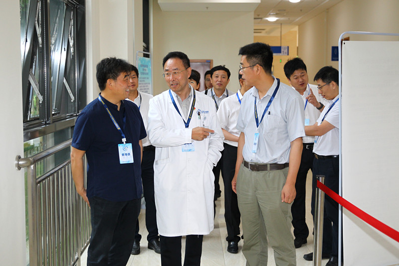 DU8E1312_副本.jpg DU8E1312_副本.jpg