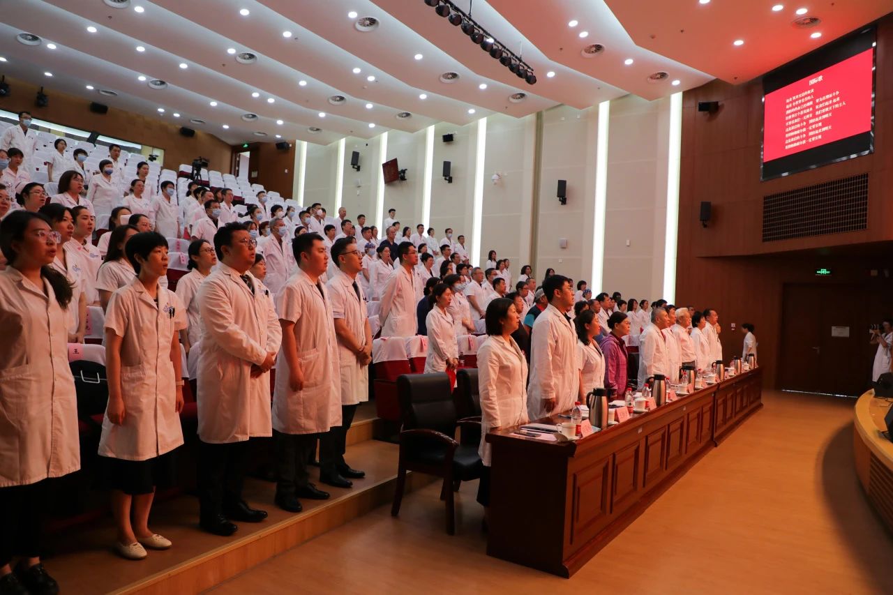 e4ff91568ab08ad662d444fb75f8a628.jpg e4ff91568ab08ad662d444fb75f8a628.jpg